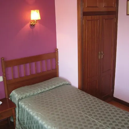 Guest house Hostal Magallanes Ferrol